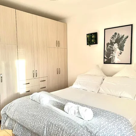 Appartamento Lena's Near Center *