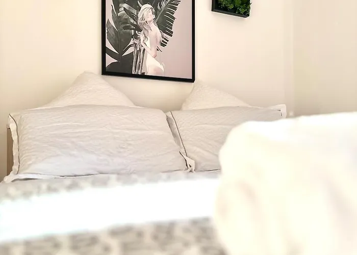 Lena's Near Center Tirana