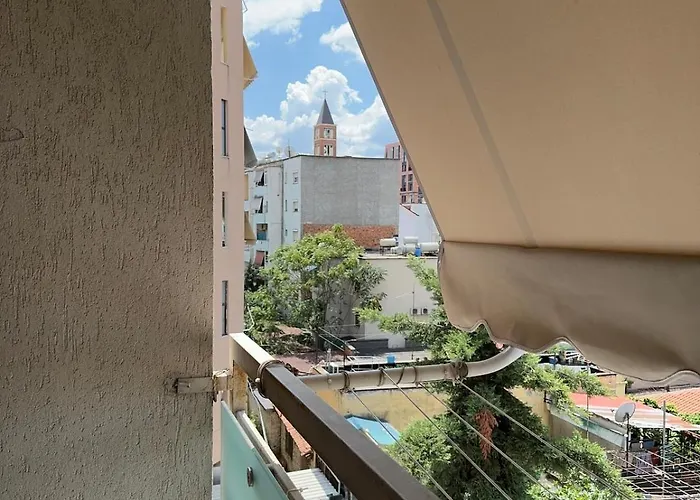 Apartmán Lena's Near Center