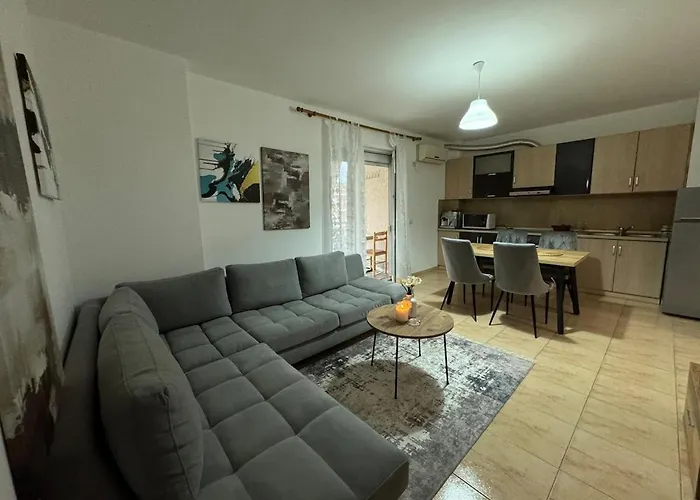 Apartmán Lena's Near Center